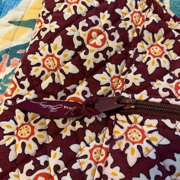 Vera Bradley Sherry Medallion Shoulder Bag - Picture 6 of 10